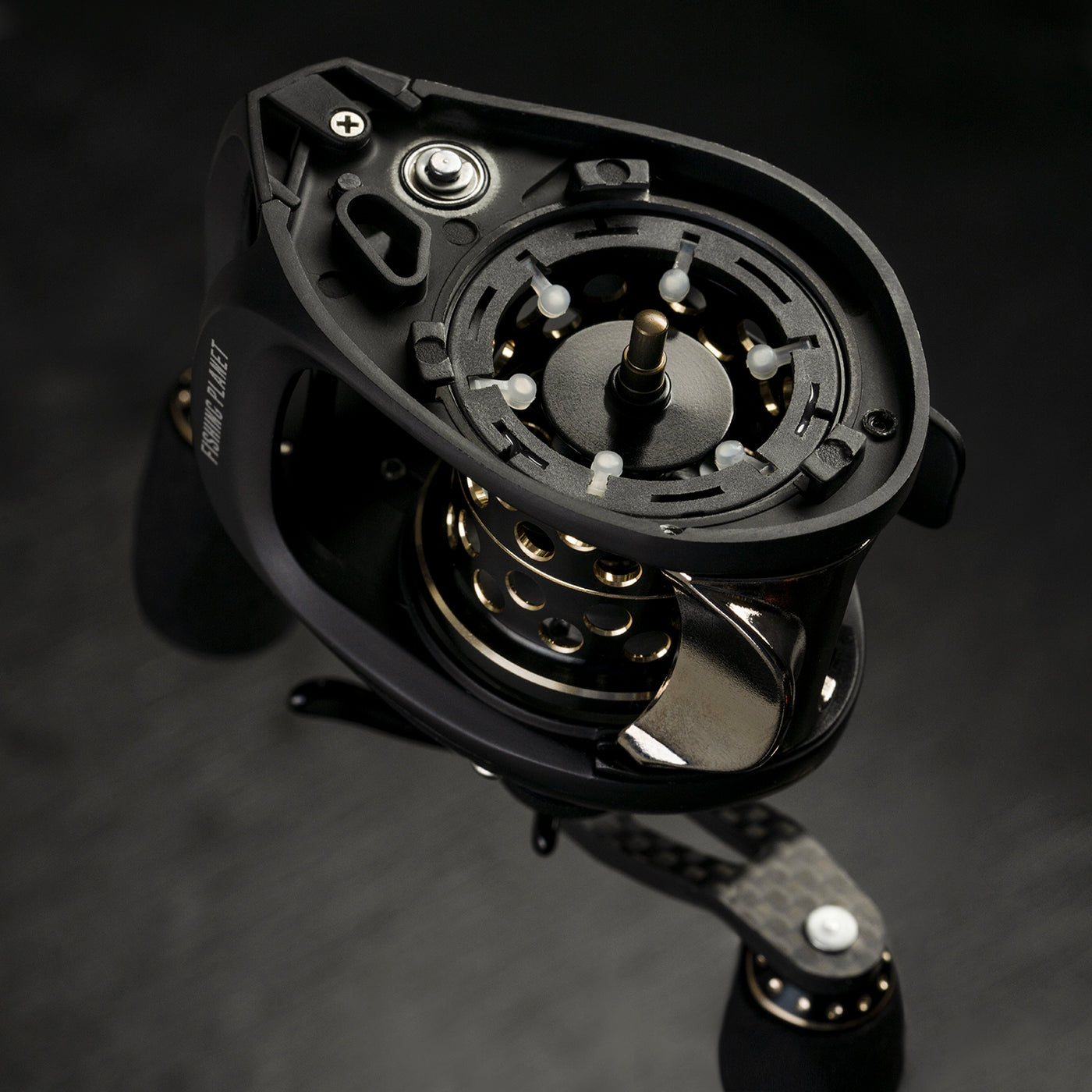 Baitcasting reel Atlaua
